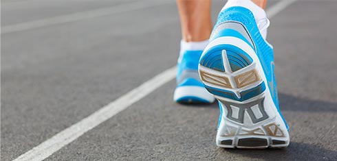 Сколько пар кроссовок должно быть у бегуна: оптимальное количество для комфорта и эффективности