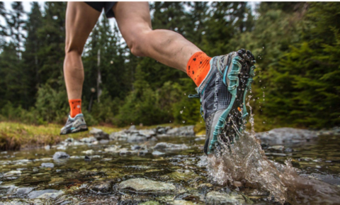 Кроссовки с мембраной: когда и кому нужна непромокаемая обувь для бега
