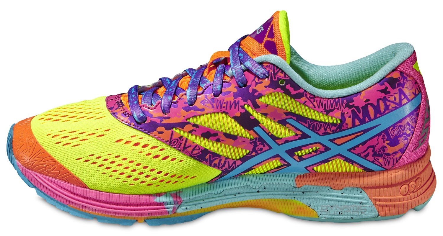 Асиксы цвета. ASICS Noosa tri 10. Марафонки асикс женские. ASICS Gel Noosa женские. Кроссовки женские марафонки асикс.