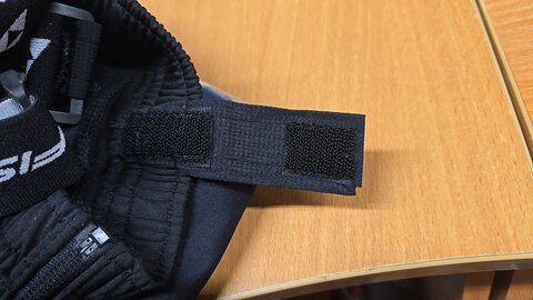 УЦЕНКА-Мужские лыжные штаны самосбросы Fischer Softshell Warm черные