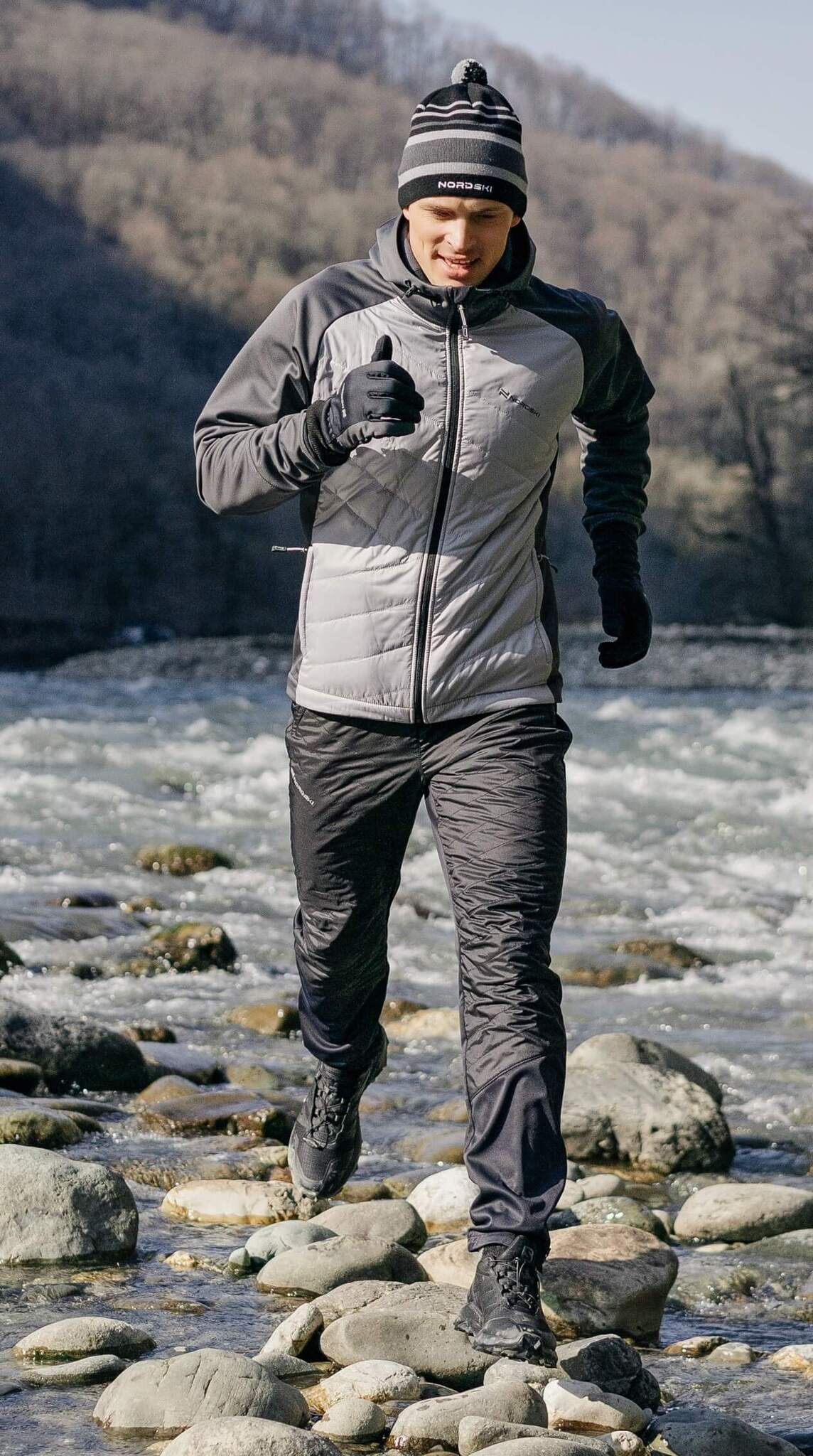 Мужская тренировочная куртка с капюшоном Nordski Hybrid Hood grey - 9