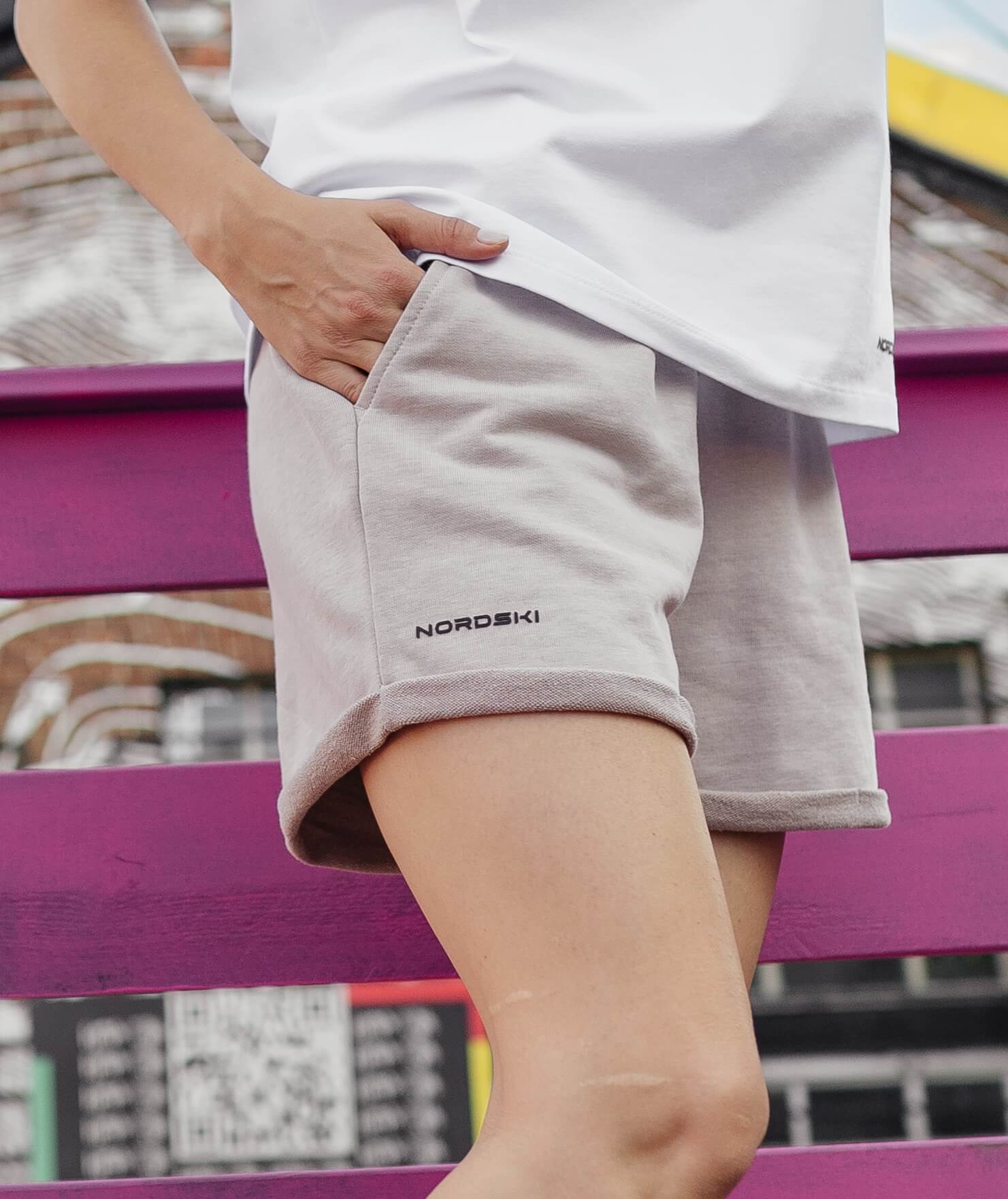 Женские спортивные шорты Nordski Outfit beige