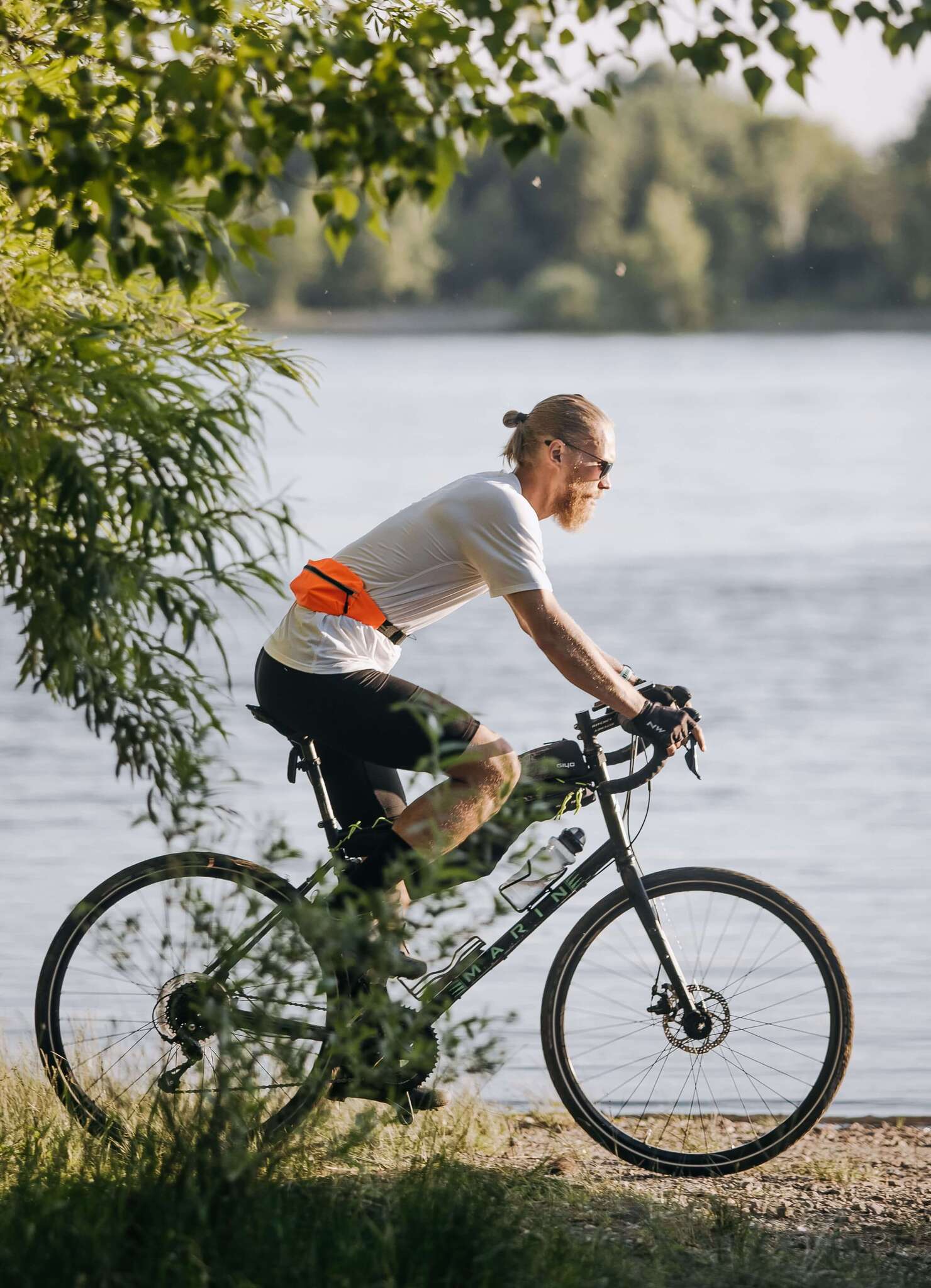 Сумка для бега Enklepp Marathon Waist Bag orange купить в интернет-магазине  Five-sport с доставкой по Москве и РФ