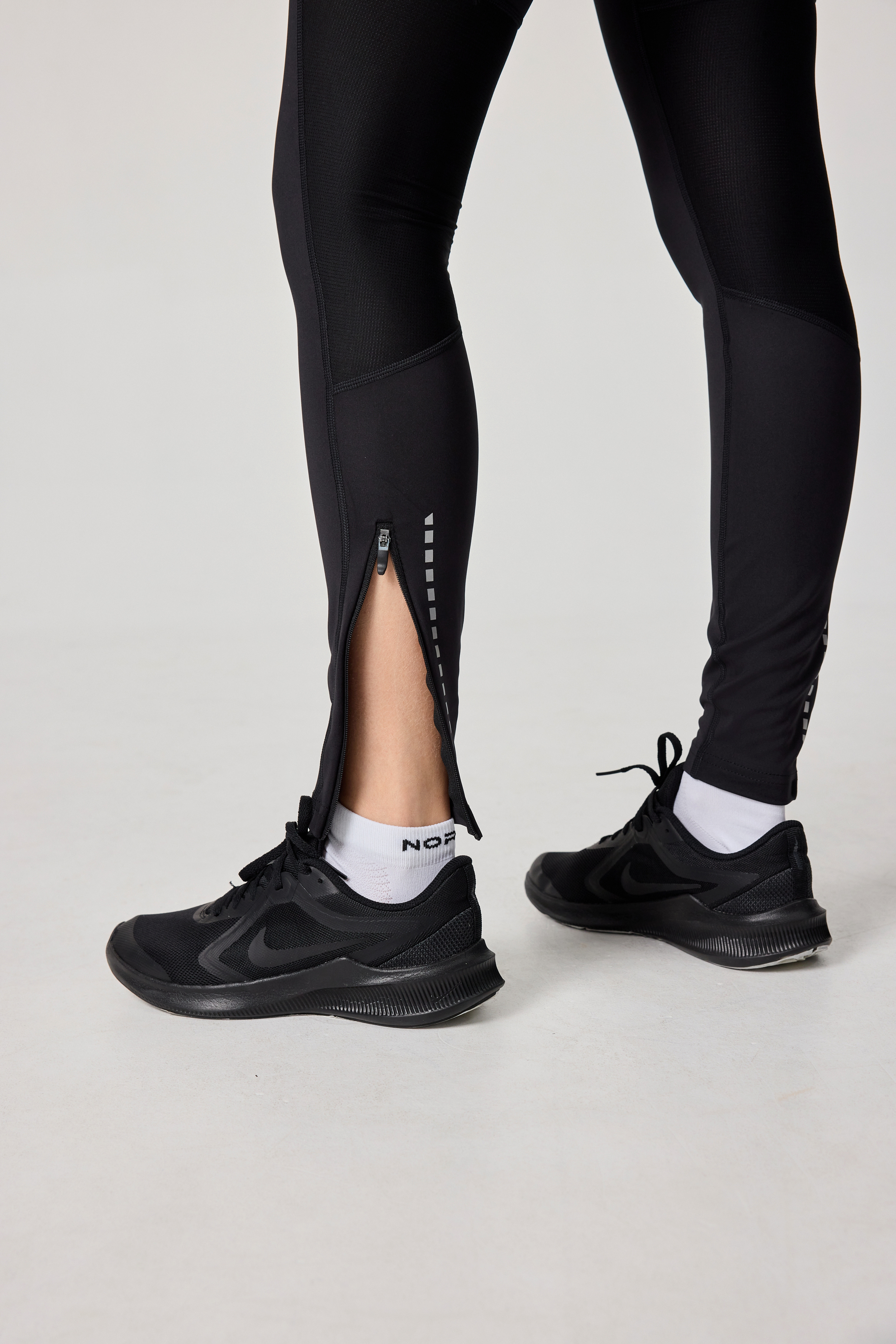 Женский комплект для бега Nordski Pro 2.0 magenta-black - 18