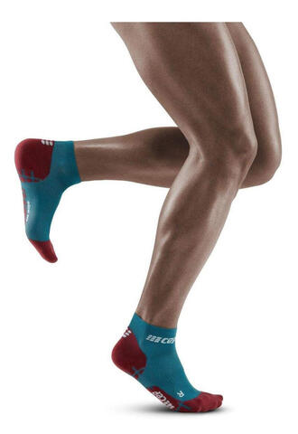 Мужские ультратонкие компрессионные носки CEP синие