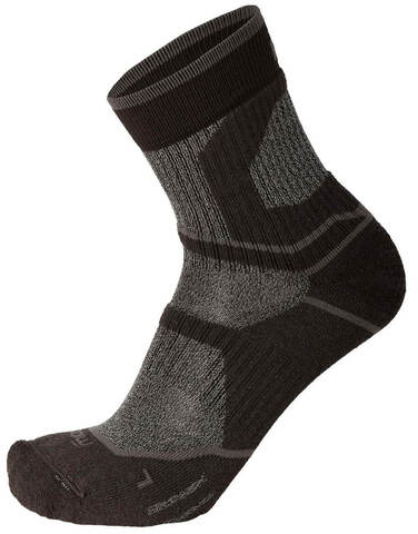 Спортивные носки средней высоты Mico Extra Dry Trek серые