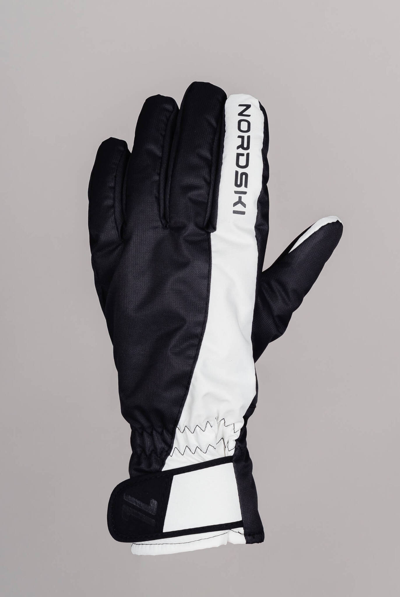 Мембранные перчатки Nordski Arctic Membrane black-cream