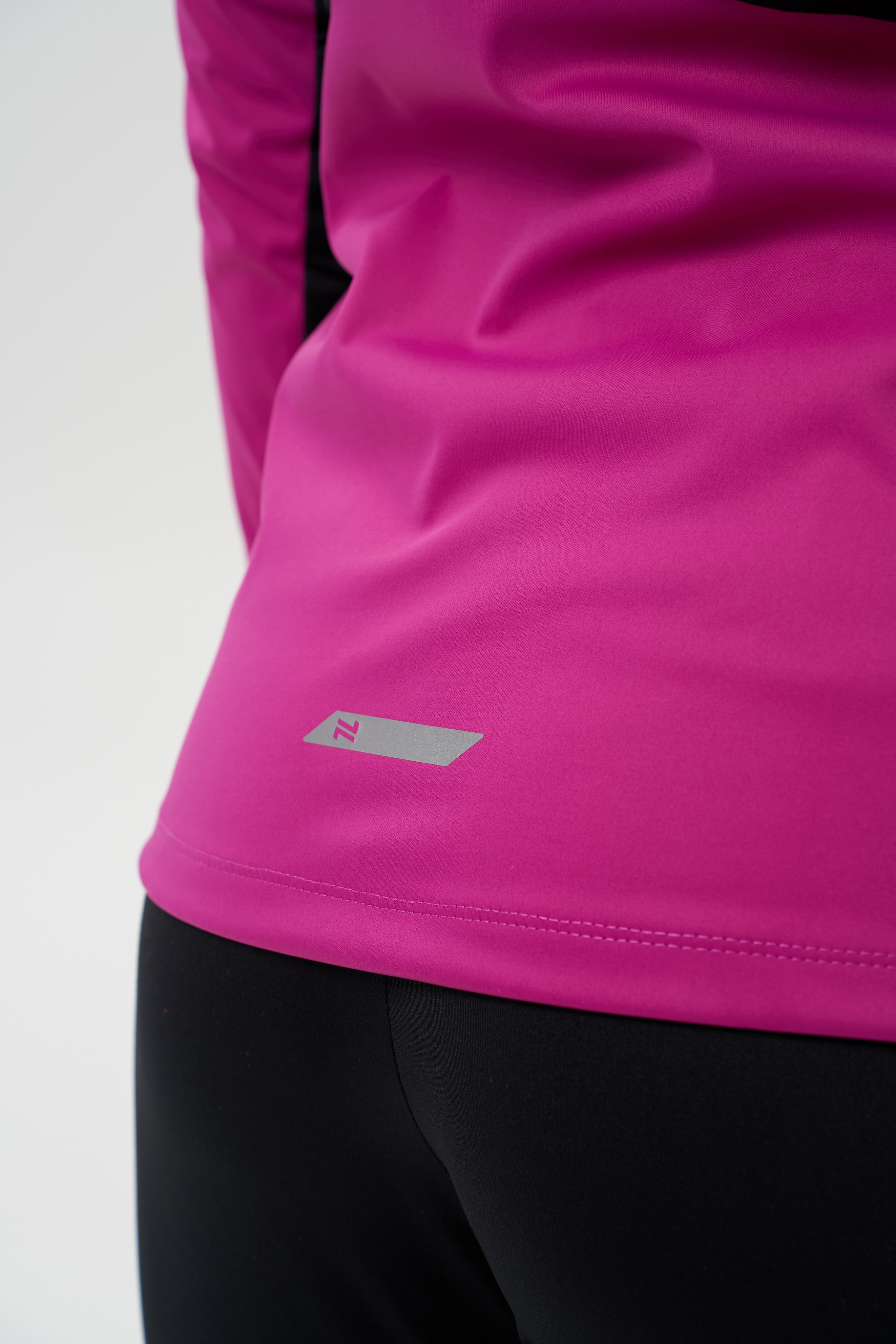 Женский костюм для лыж и бега зимой Nordski Hybrid Pro 2.0 fuchsia-black - 12