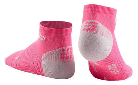 Женские функциональные короткие гольфы CEP розовые