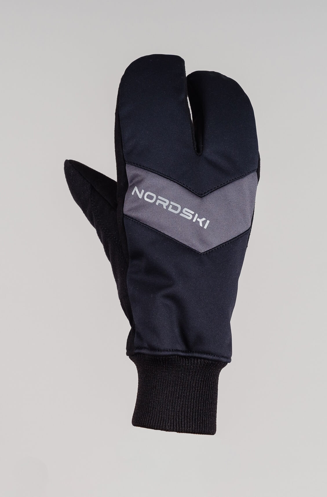 Лобстеры лыжные Nordski Arctic WS black-grey