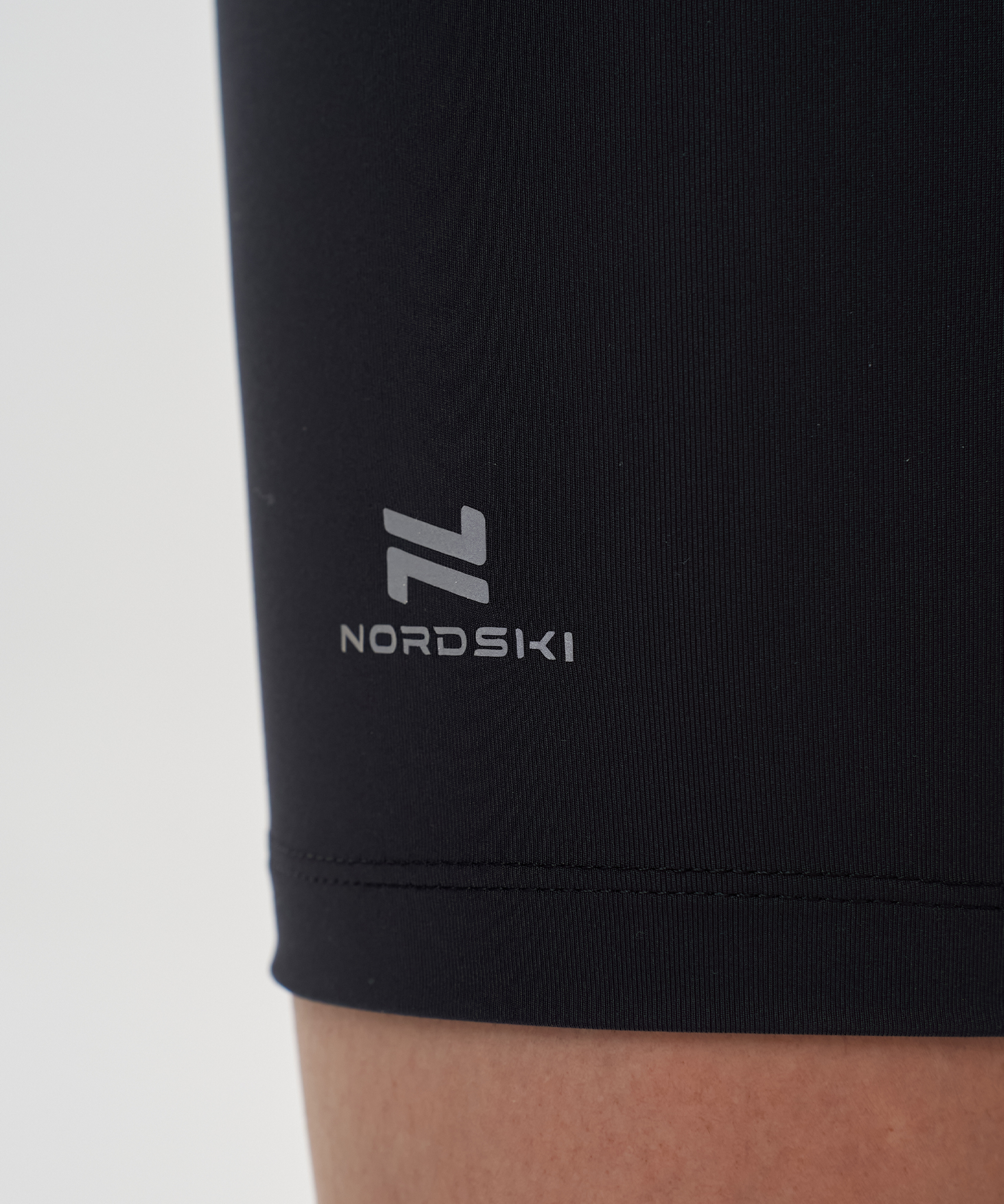Женские обтягивающие шорты Nordski Runway black - 11