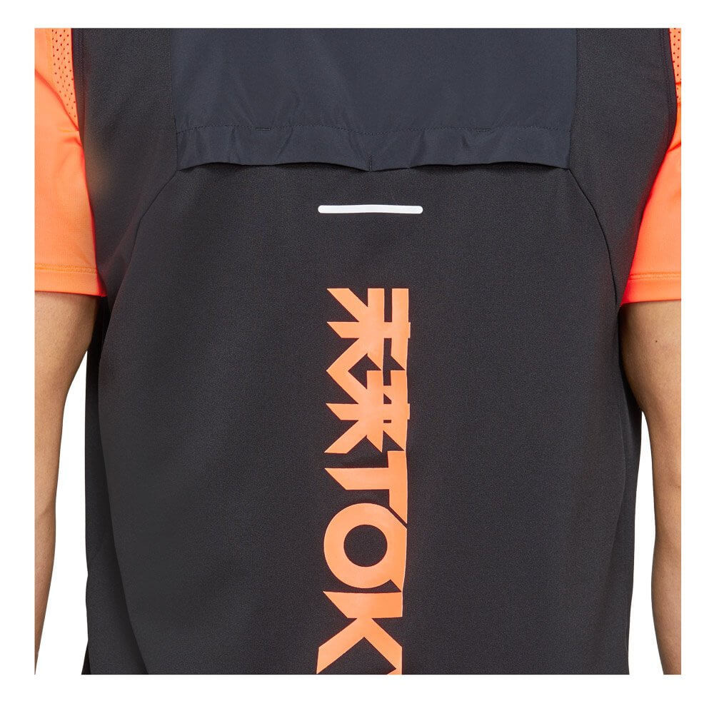 Asics Future Tokyo Vest беговой жилет мужской черный - 5