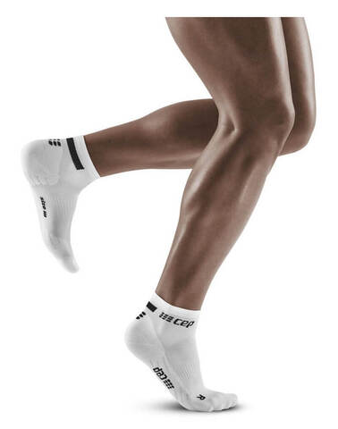 Мужские компрессионные носки для спорта CEP белые