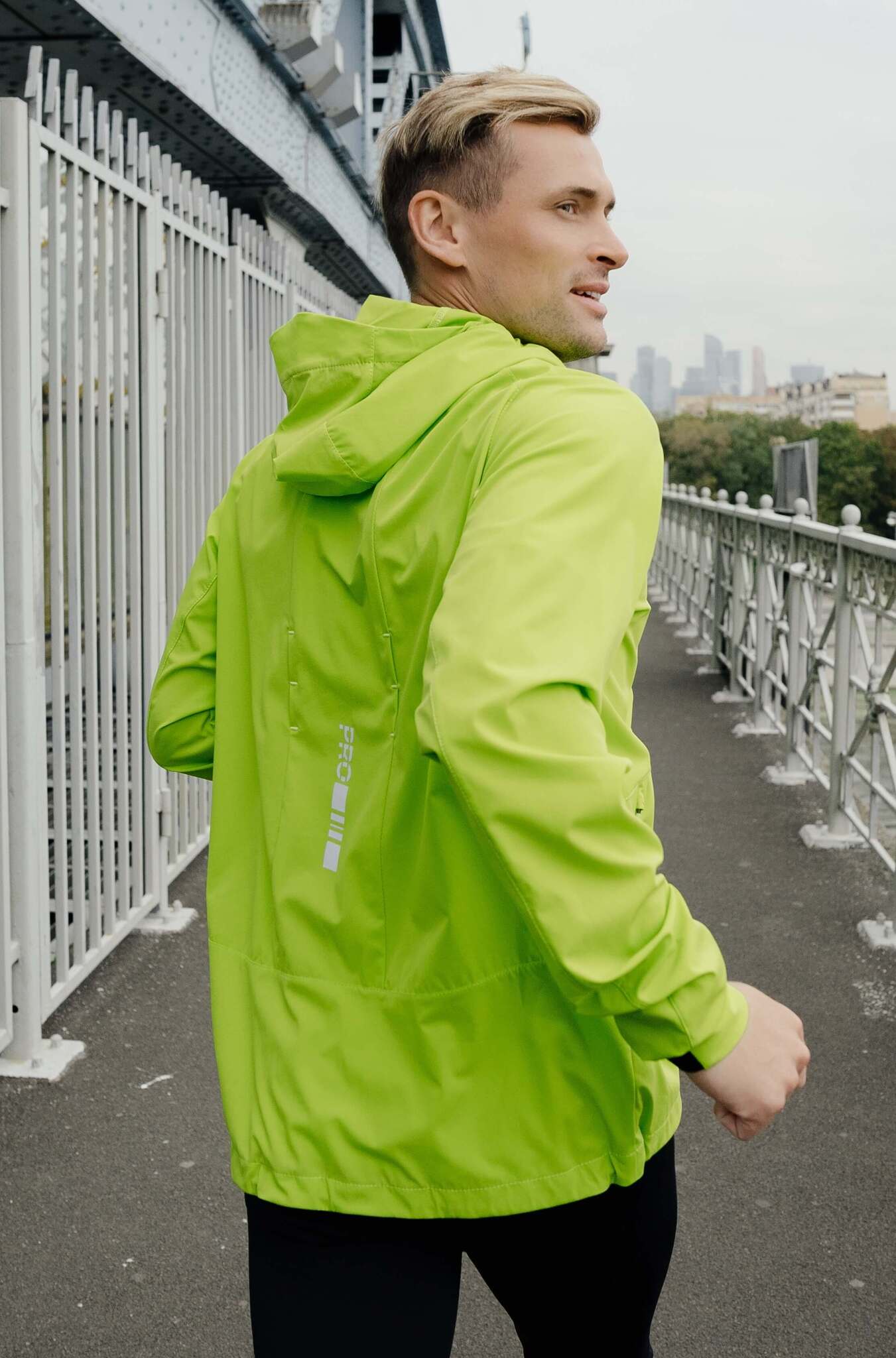 Мужская ветровка для бега Nordski Pro Energy лайм - 5