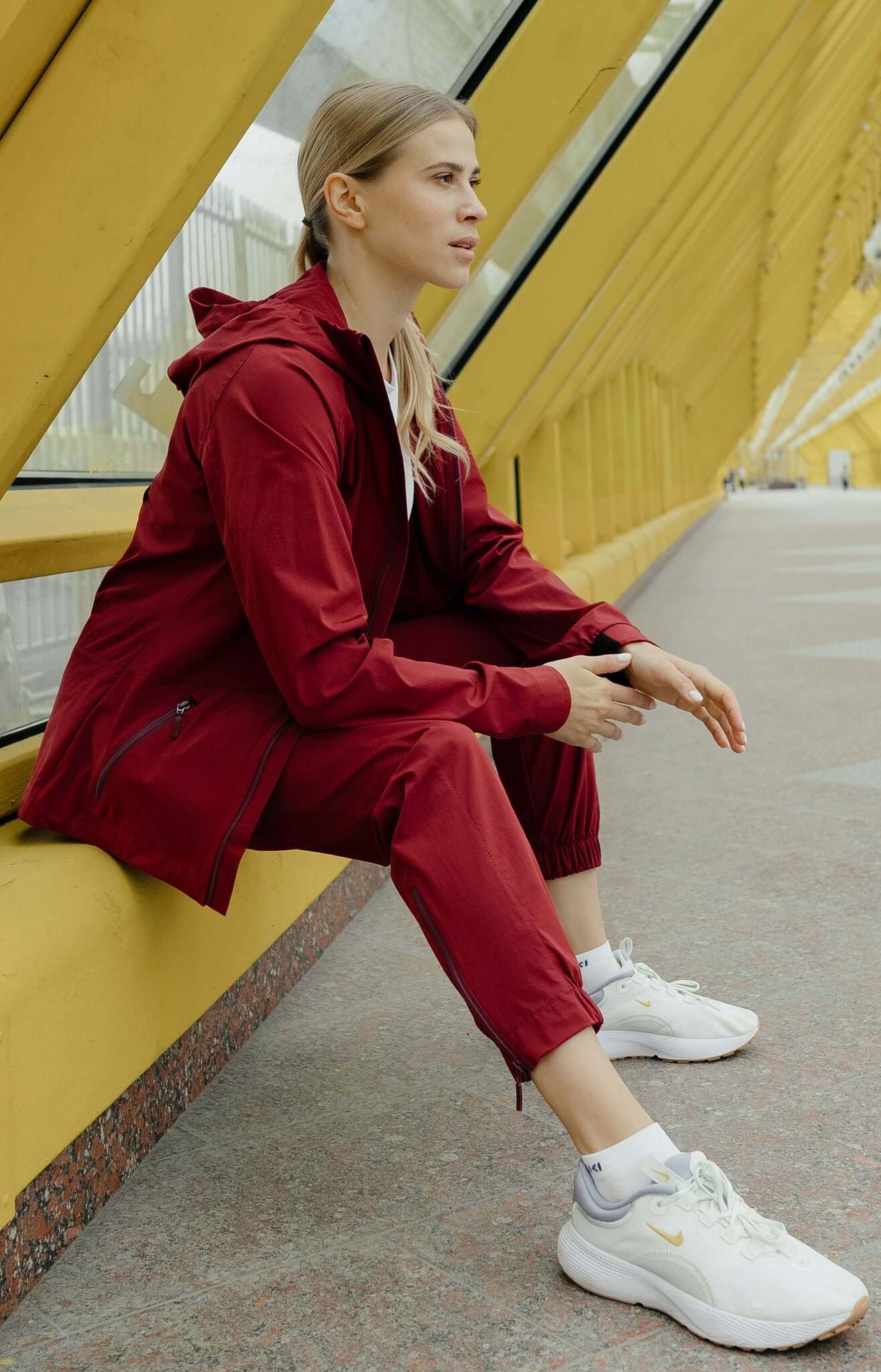 Женская ветровка Nordski Pro Energy ruby - 9