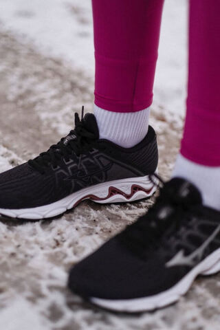 Mizuno Wave Equate 5 J1GC2148 42 Five sport