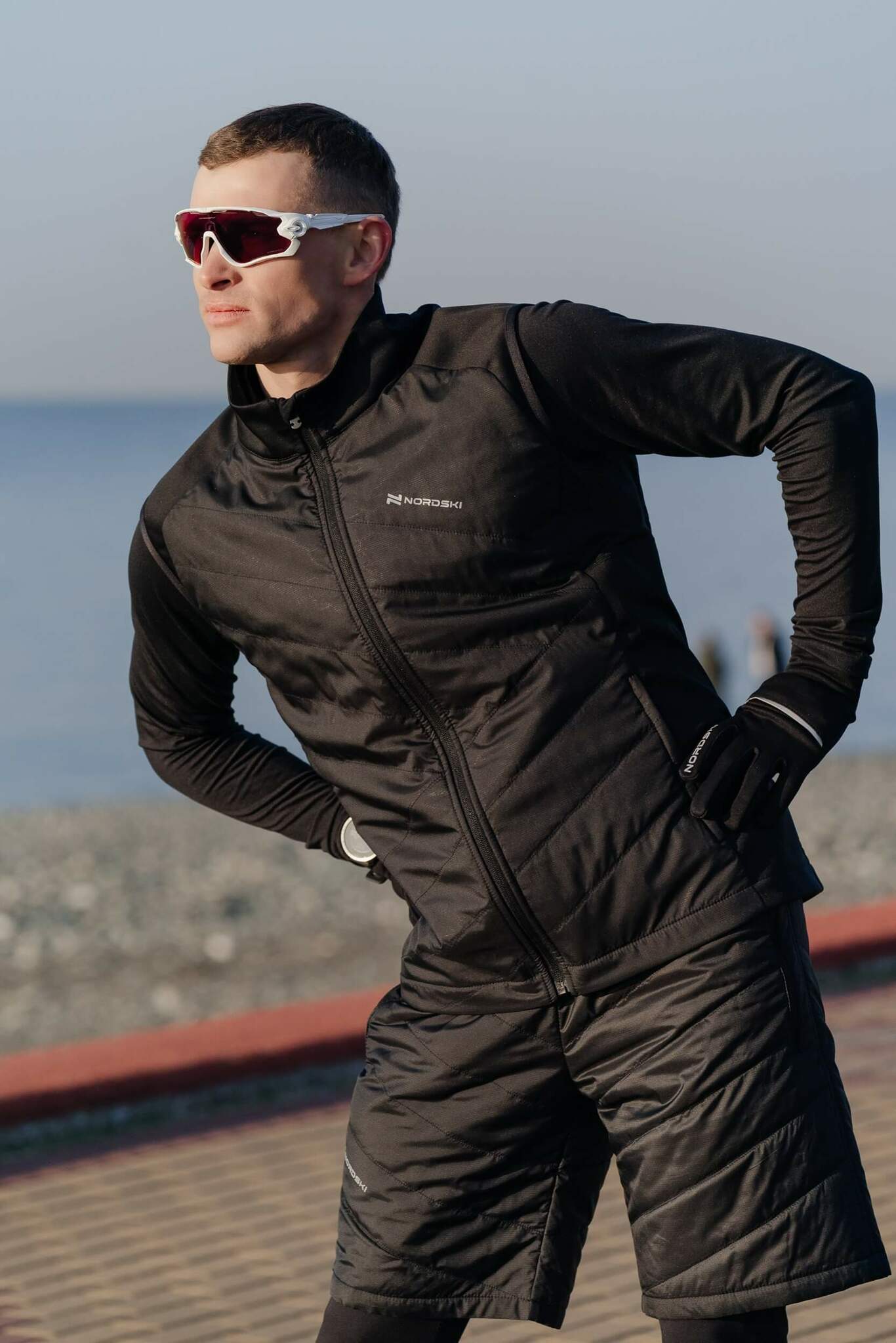 Мужской теплый жилет Nordski Hybrid - 11