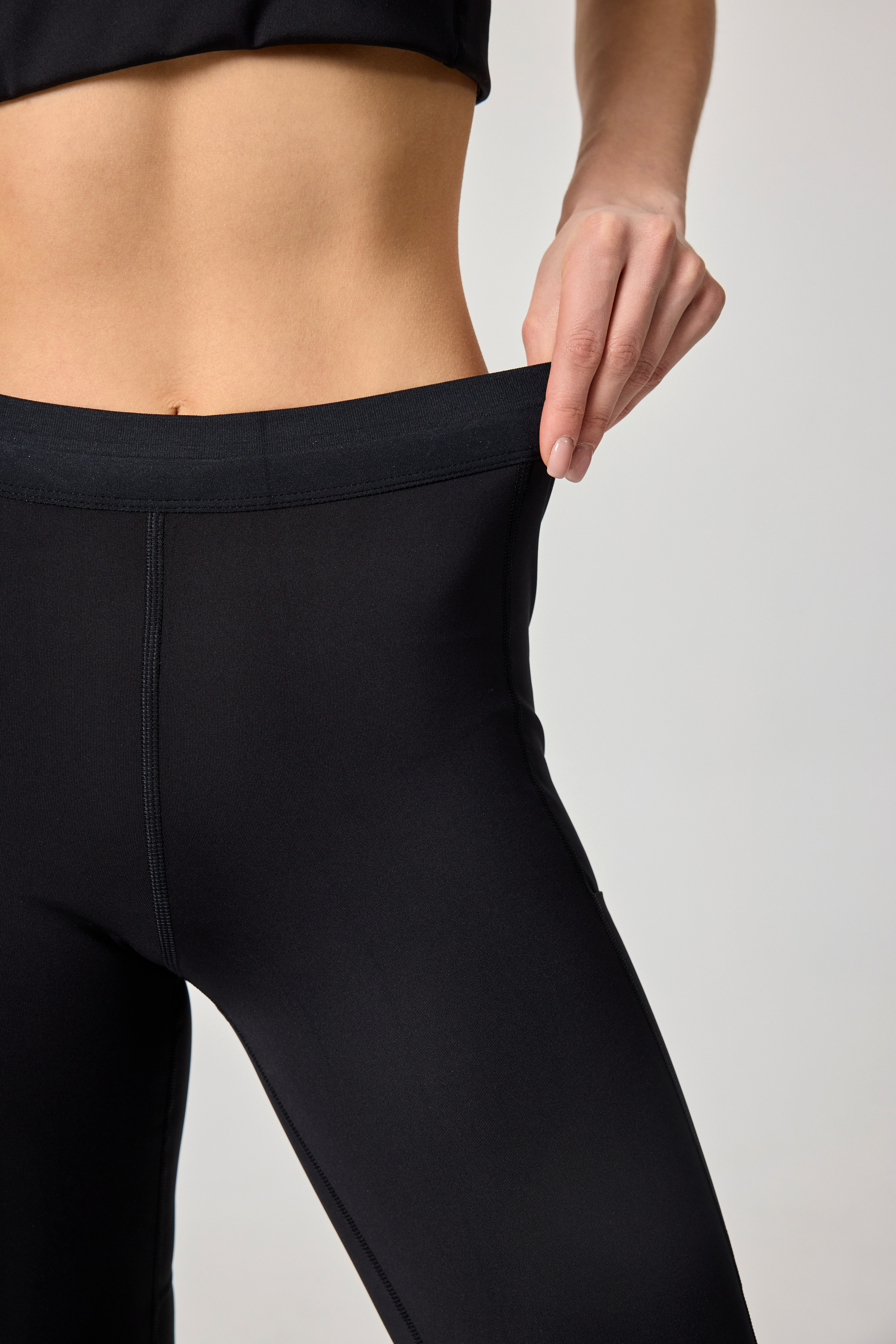 Женский спортивный комплект Nordski Pro 2.0 coral-black - 12