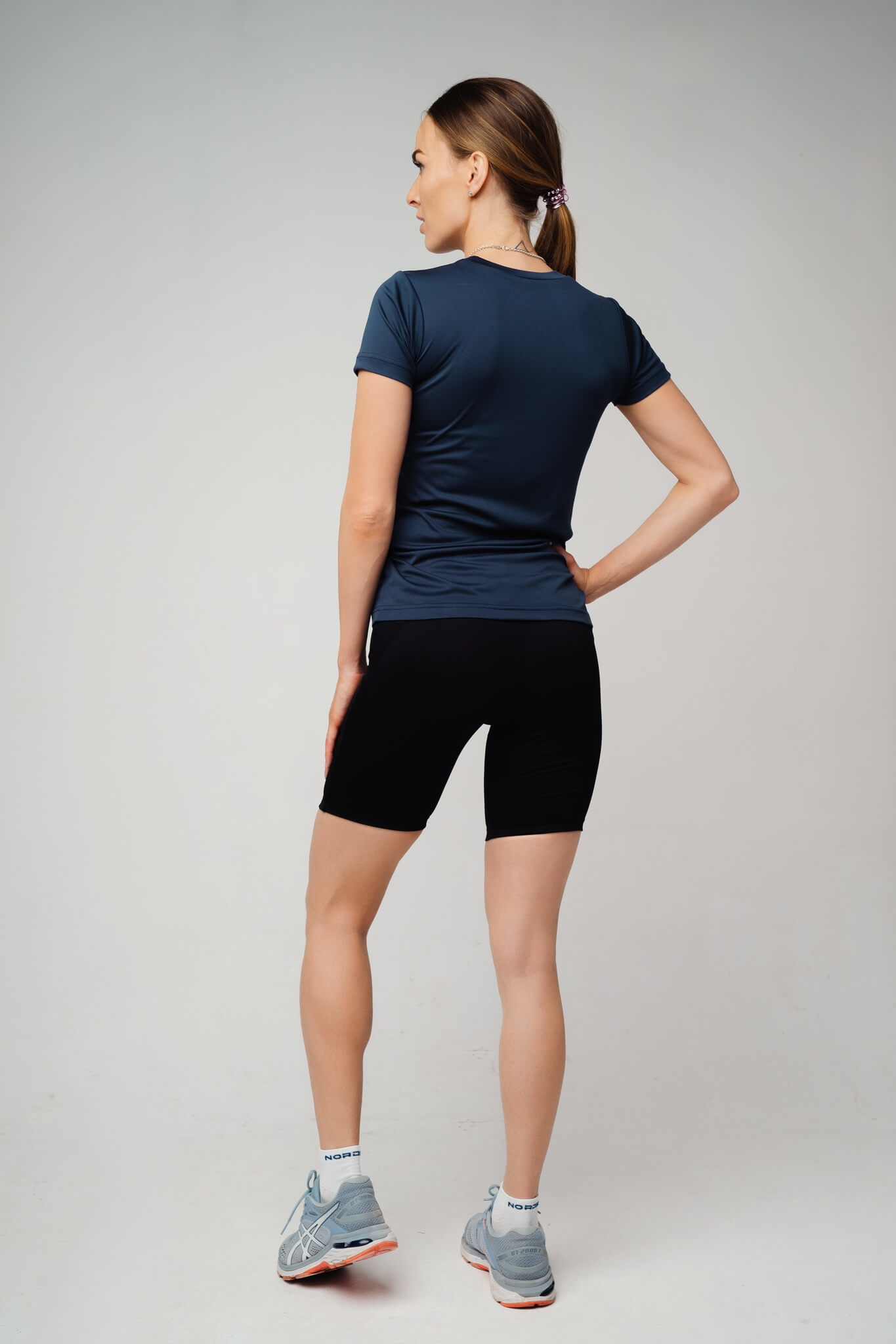 Женские шорты для бега Nordski Premium Run NSW152028 купить в интернет-магазине Five-sport с доставкой по Москве и РФ