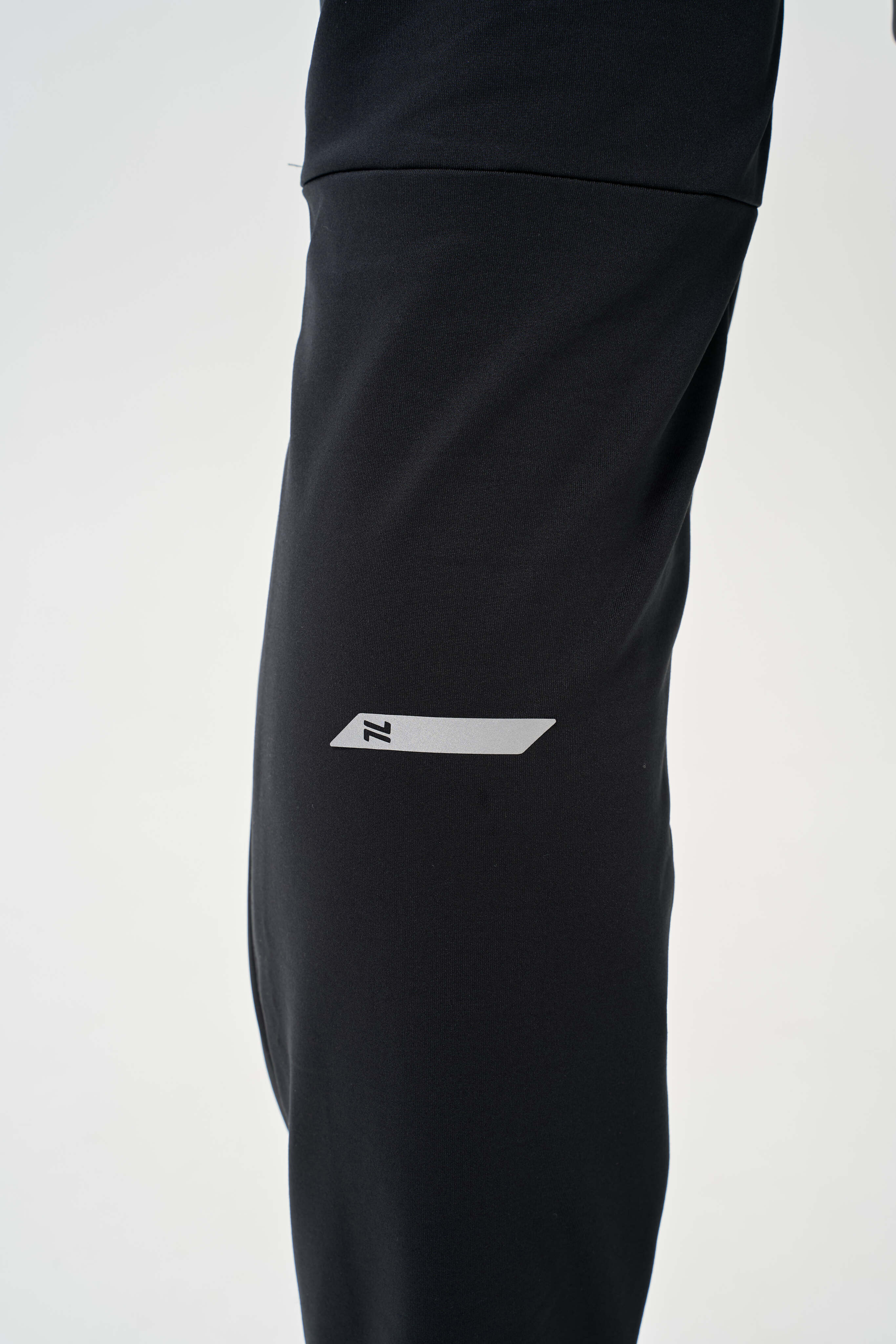 Мужской костюм для лыж и бега зимой Nordski Hybrid Pro 2.0 pearl blue-black - 22