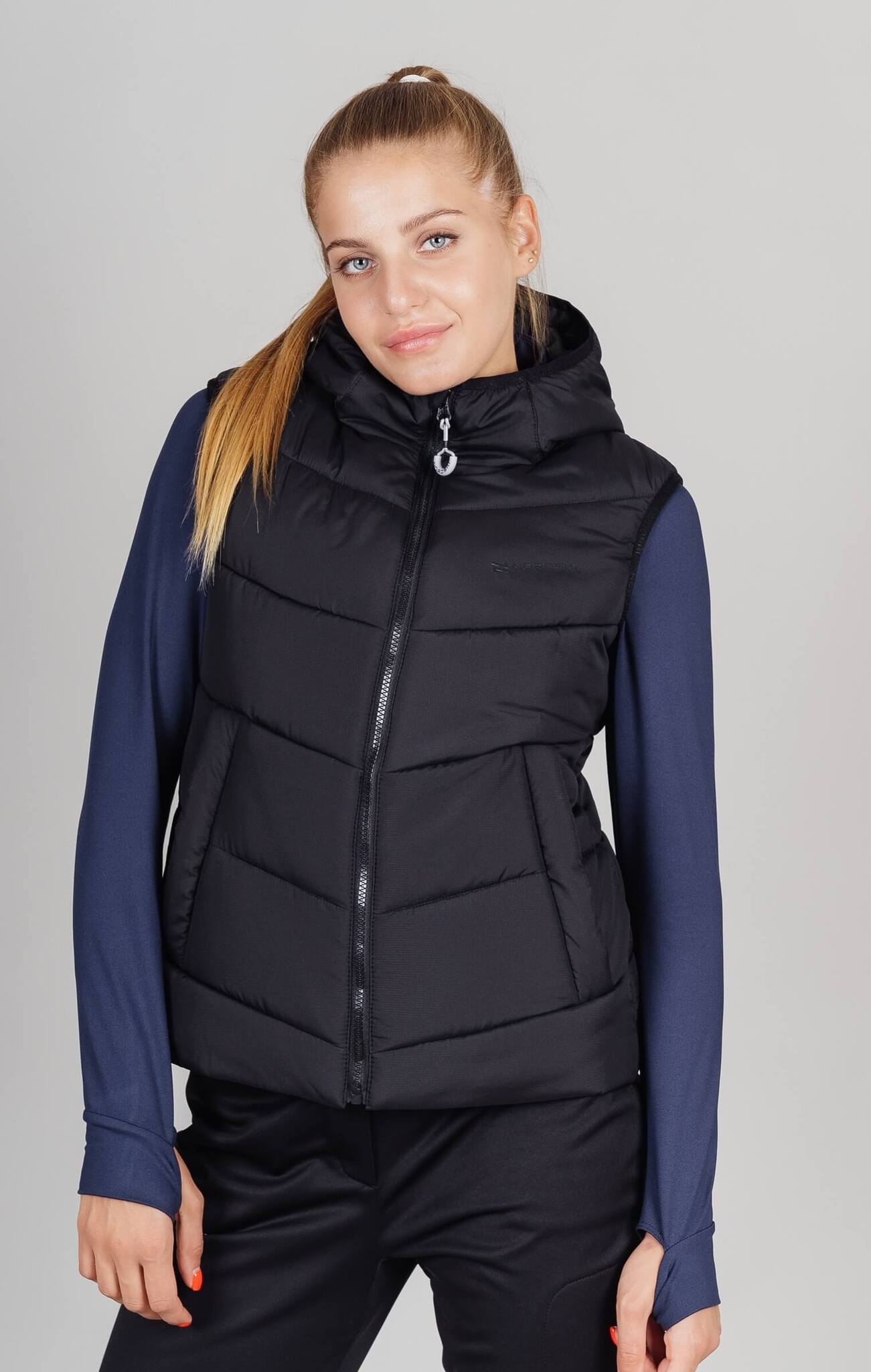 Женский утепленный жилет Nordski Air black