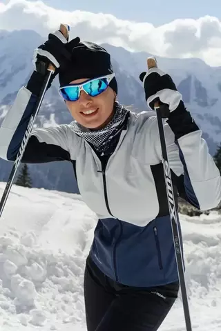 Женская тренировочная лыжная куртка Nordski Pro pearl-blue