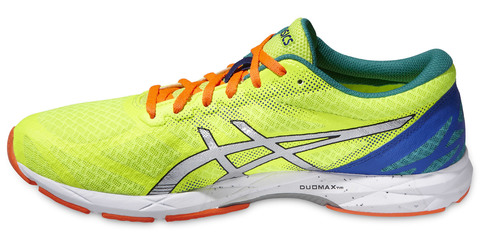 Asics ultra racer 2025