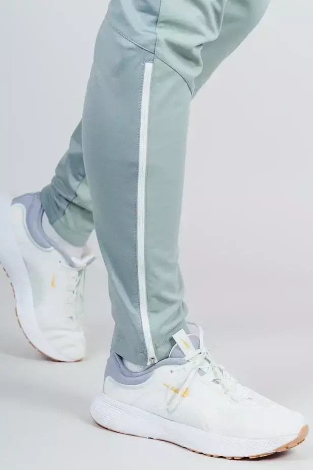 УЦЕНКА-Женские тренировочные лыжные брюки Nordski Pro ice mint - 9