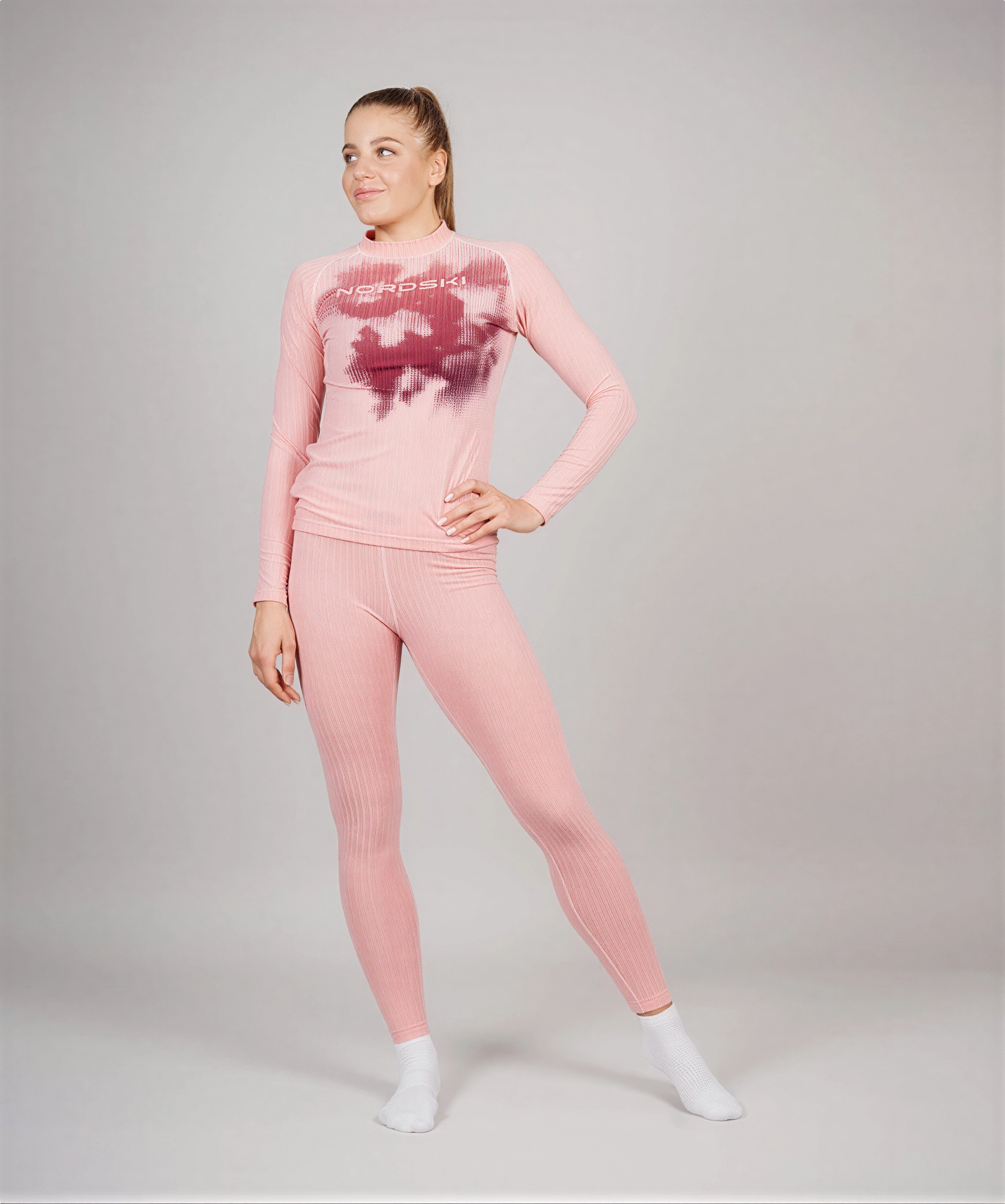Женский комплект спортивного термобелья Nordski Light pink