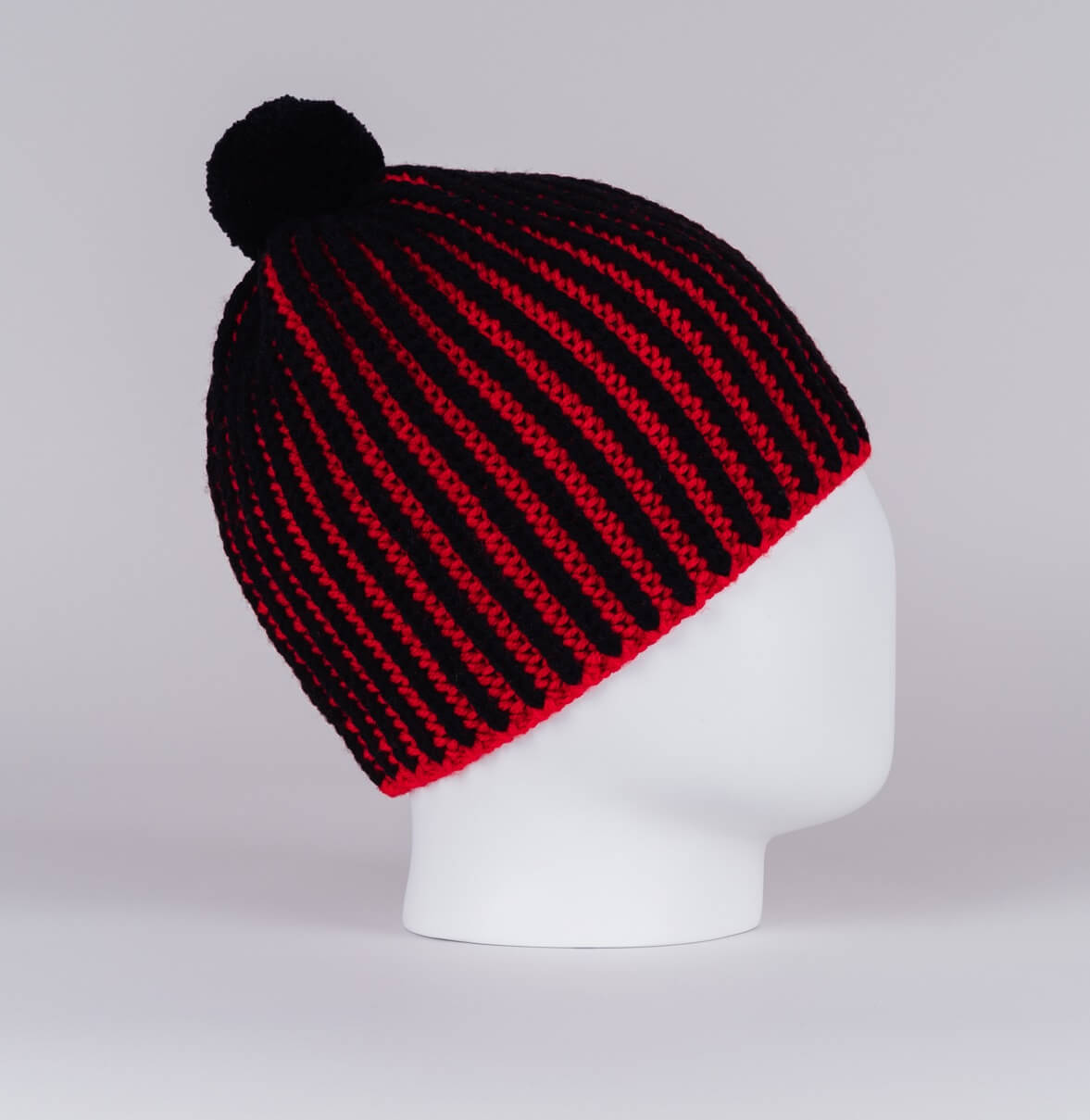 Вязаная шапка с шерстью Nordski Wool black-red - 3