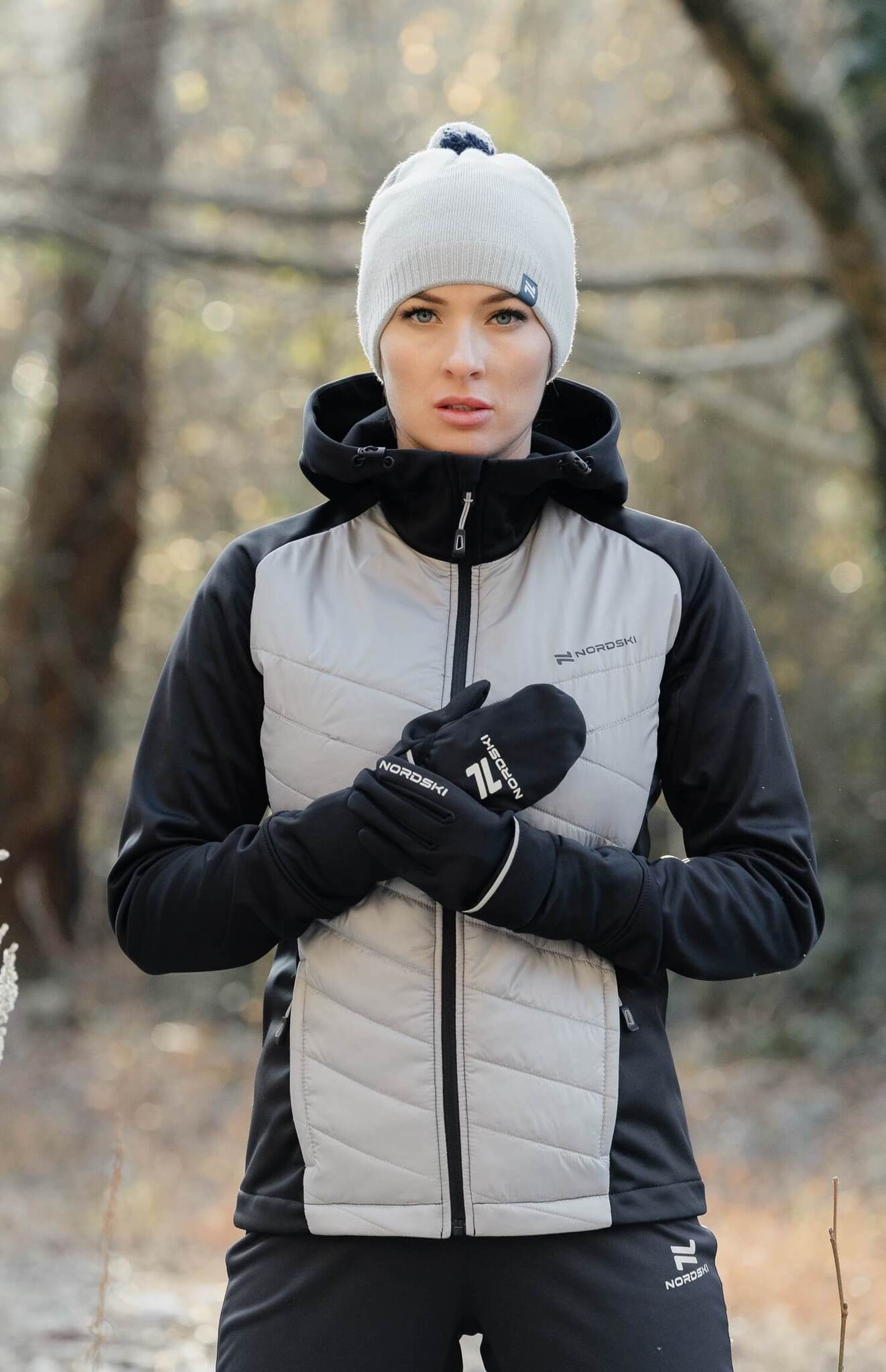 Женская тренировочная куртка с капюшоном Nordski Hybrid Hood black-grey