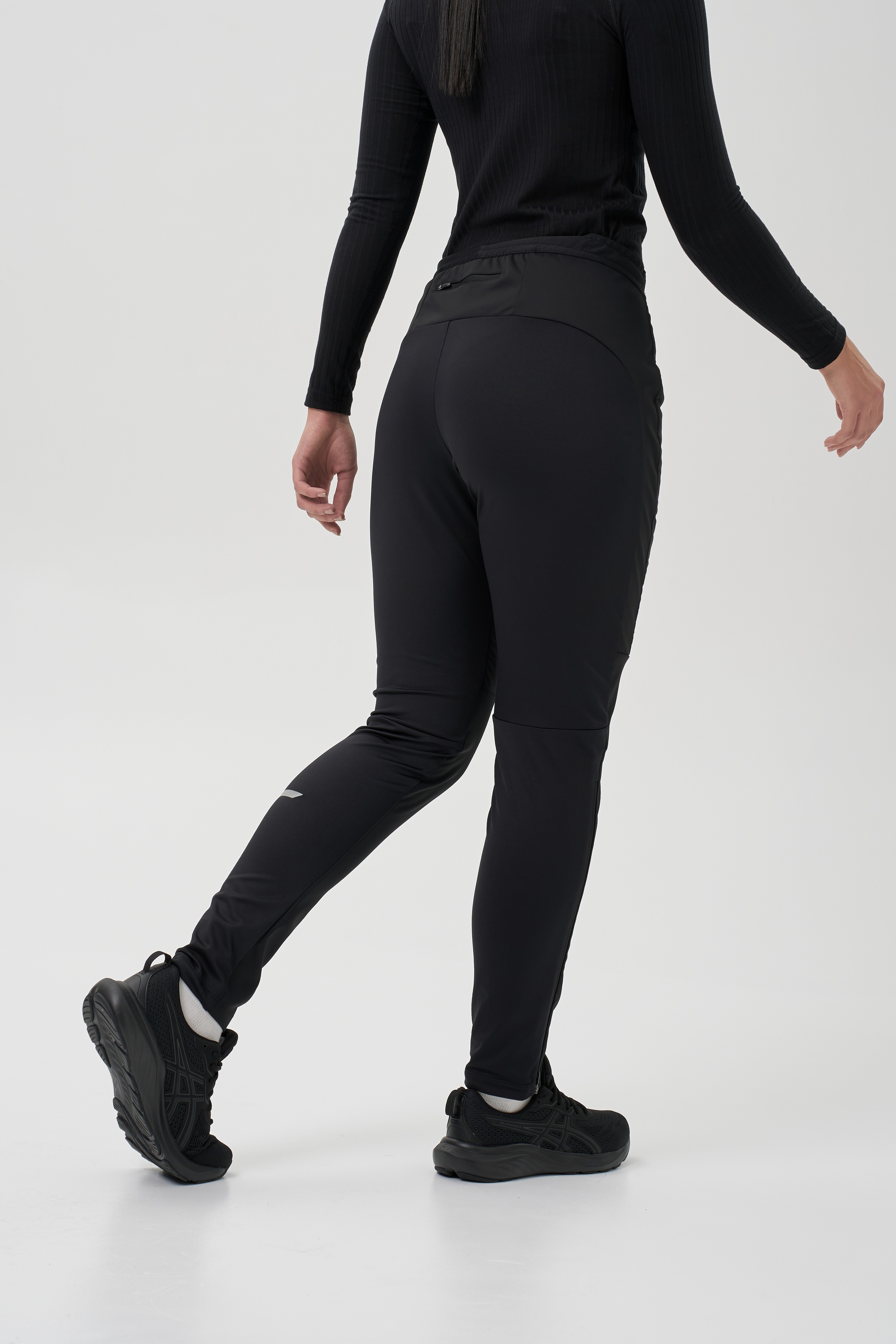 Женские тренировочные лыжные брюки Nordski Hybrid Pro 2.0 черные - 4