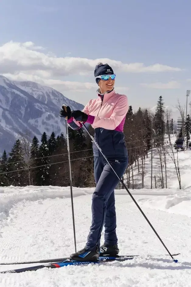 Женская тренировочная лыжная куртка Nordski Pro candy pink - 11