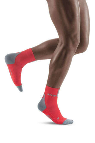 Мужские функциональные носки для спорта CEP красные