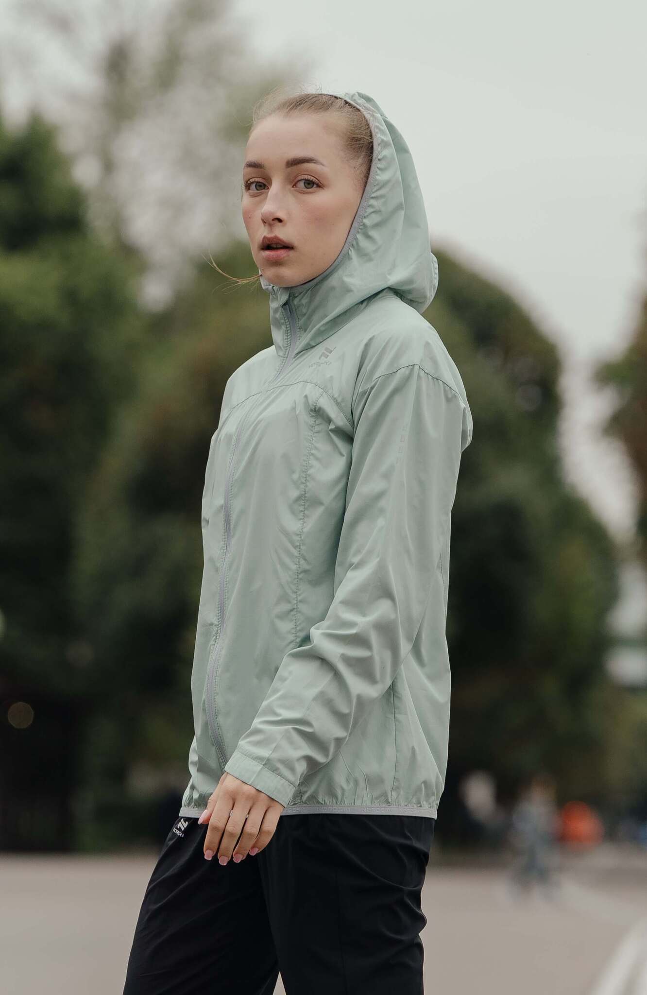 Женская куртка для бега Nordski Pro Light ice mint - 2