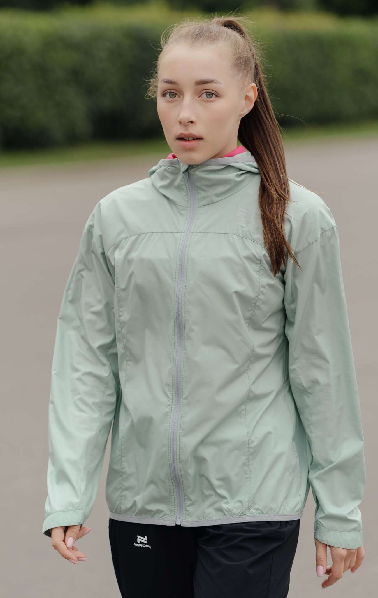 Женская куртка для бега Nordski Pro Light ice mint