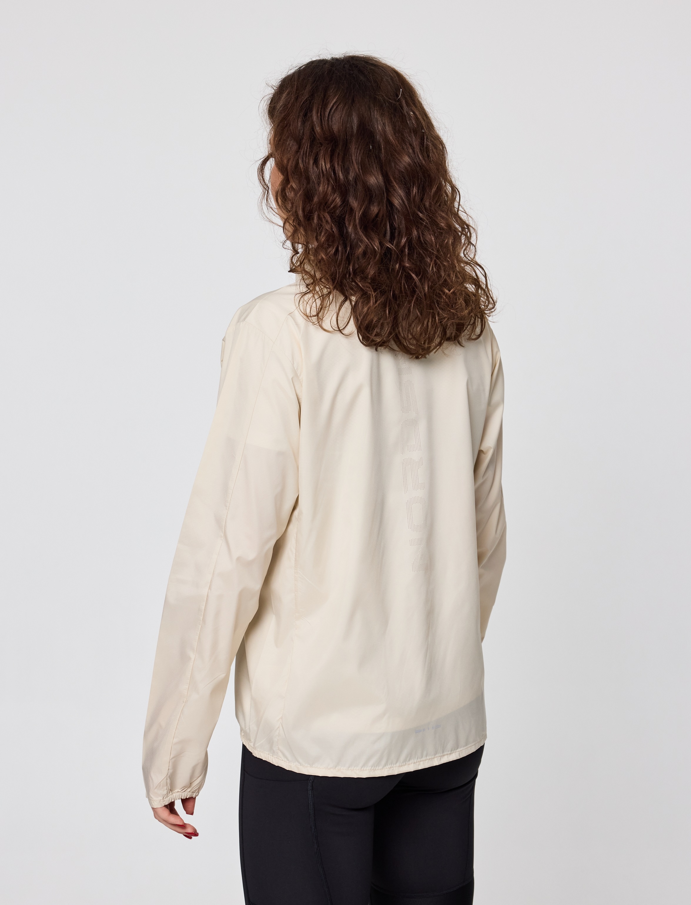 Женский костюм для бега Nordski Upcast Road beige-black - 6