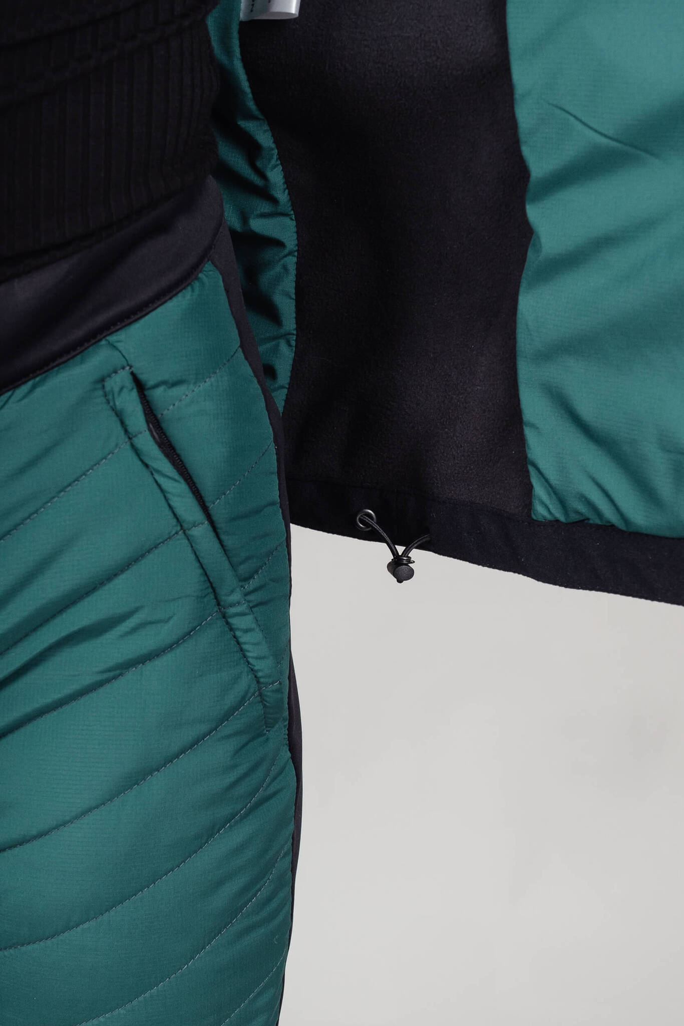Мужская тренировочная куртка с капюшоном Nordski Hybrid Hood black-alpine green - 10