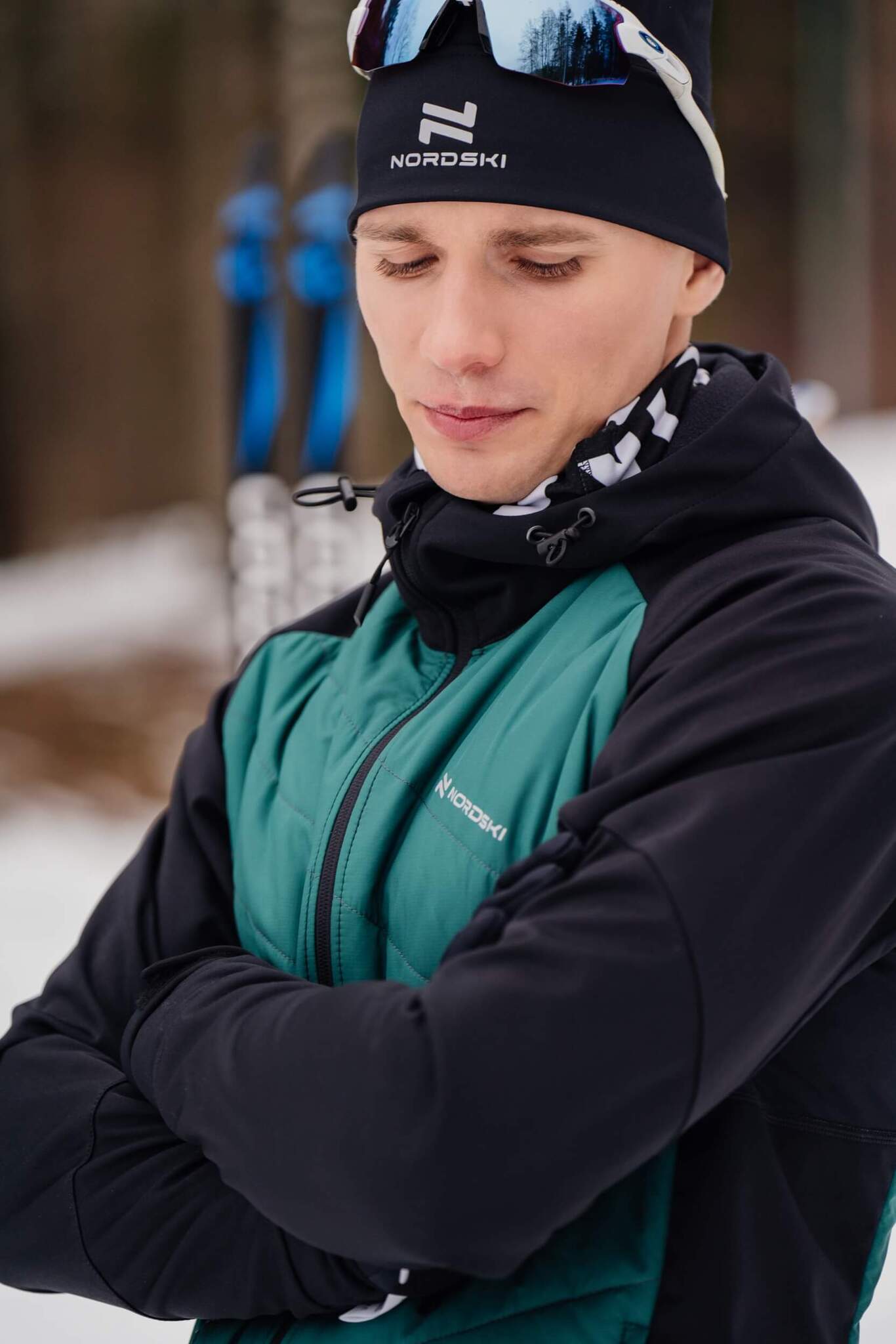 Мужская тренировочная куртка с капюшоном Nordski Hybrid Hood black-alpine green - 5