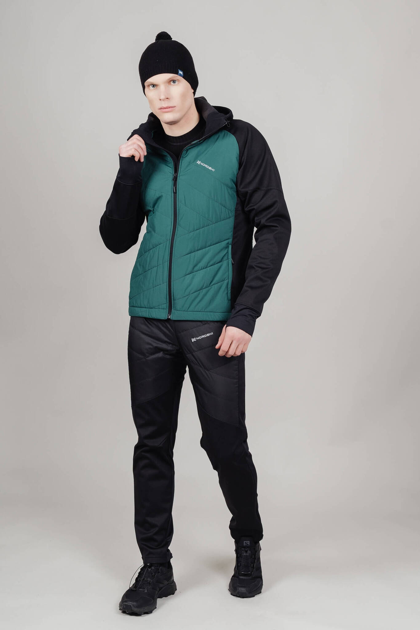 Мужская тренировочная куртка с капюшоном Nordski Hybrid Hood black-alpine green - 12