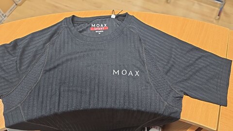 УЦЕНКА-Женская термофутболка Moax Active Pro SS черная